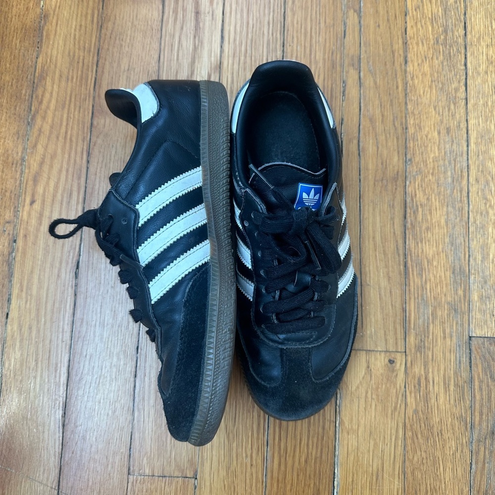 Adidas Sambas